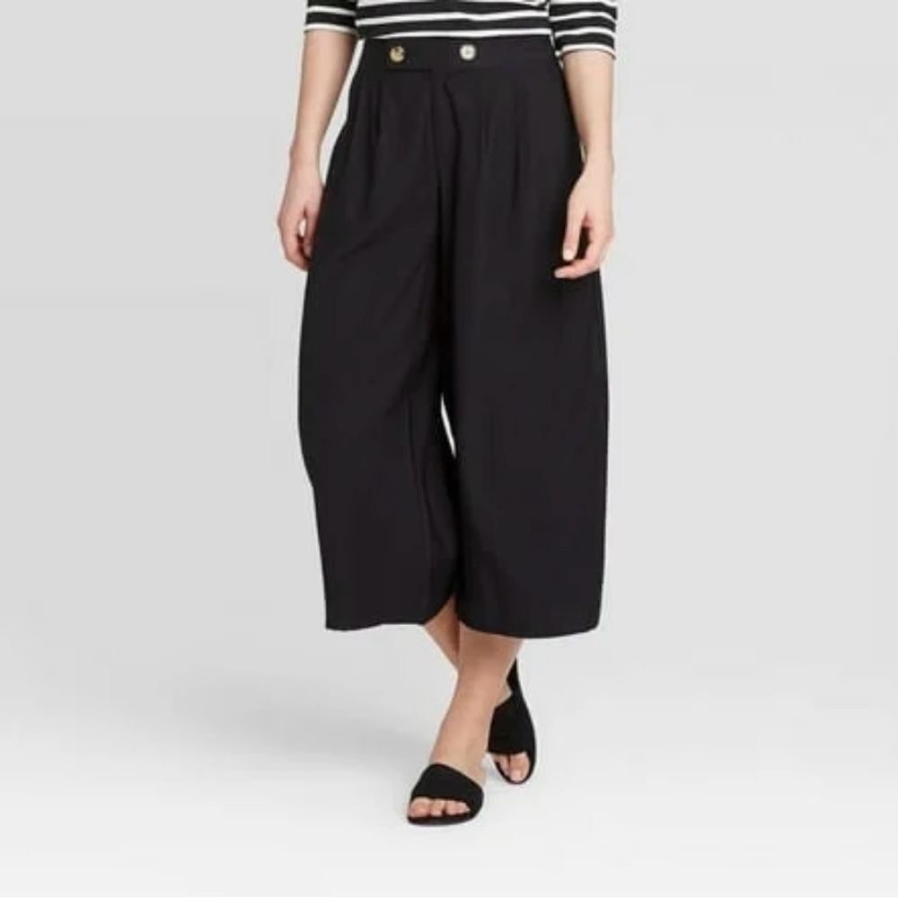 NWT Who What Wear Black Wide Leg High Rise Crop Pants Size 6